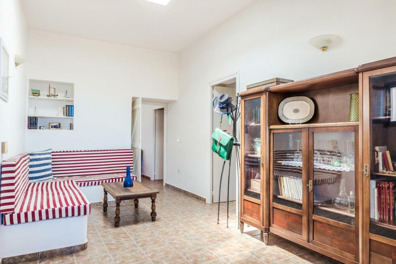 Avgoustis' Stone House Villa Otzias ภายนอก รูปภาพ